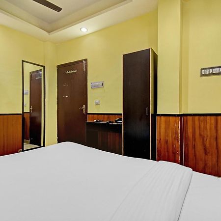 Flagship Hotel Eden Колката Екстер'єр фото